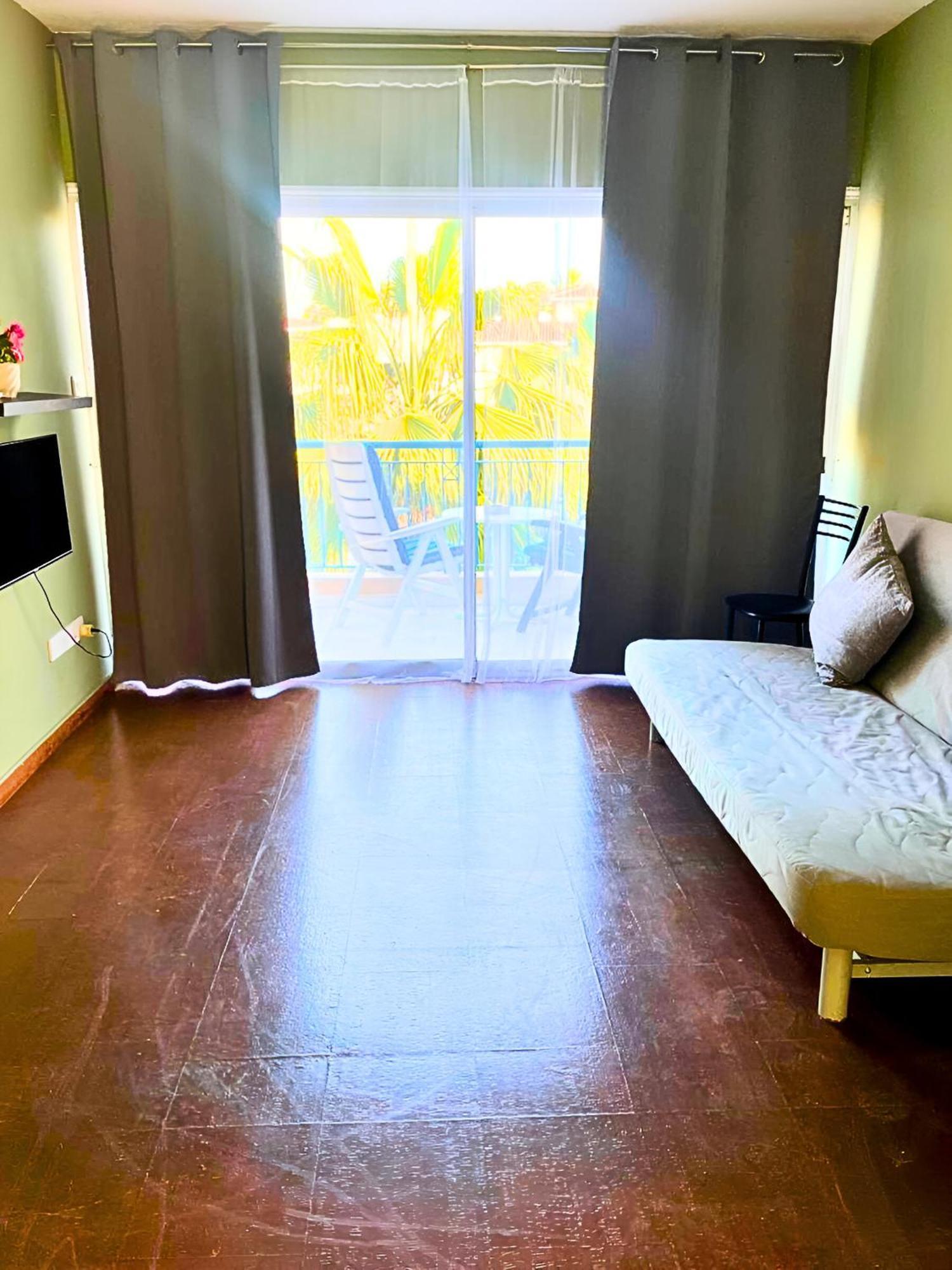 Apartment Paradise Gardens Cozy Oasis With Ac, Wifi, And Pool Paphos
